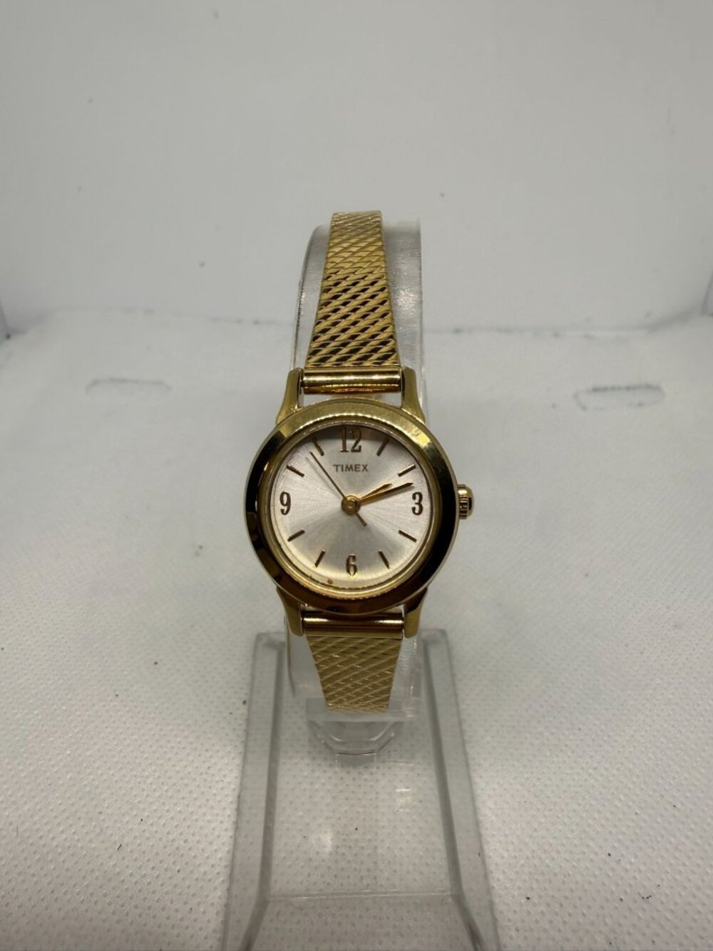 Timex T2P300 Women's 21mm Gold-Tone Mesh Expansion Band Quartz Watch Rare